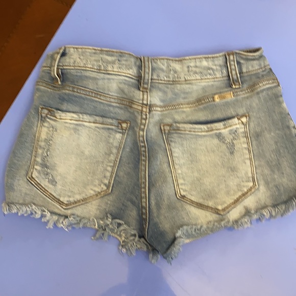 KanCan - Picture 2 of 2